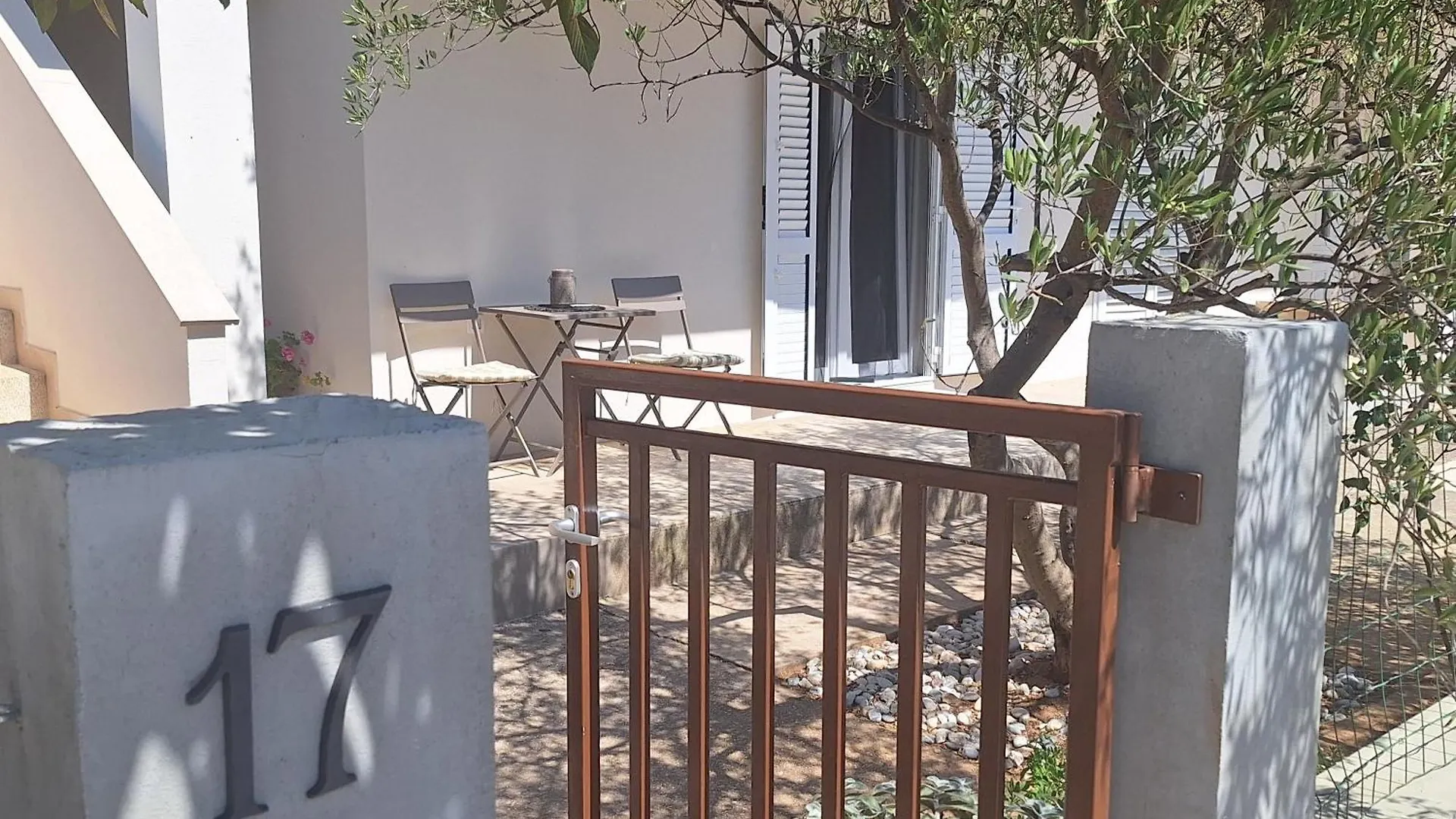 Apartments Anna Zadar
