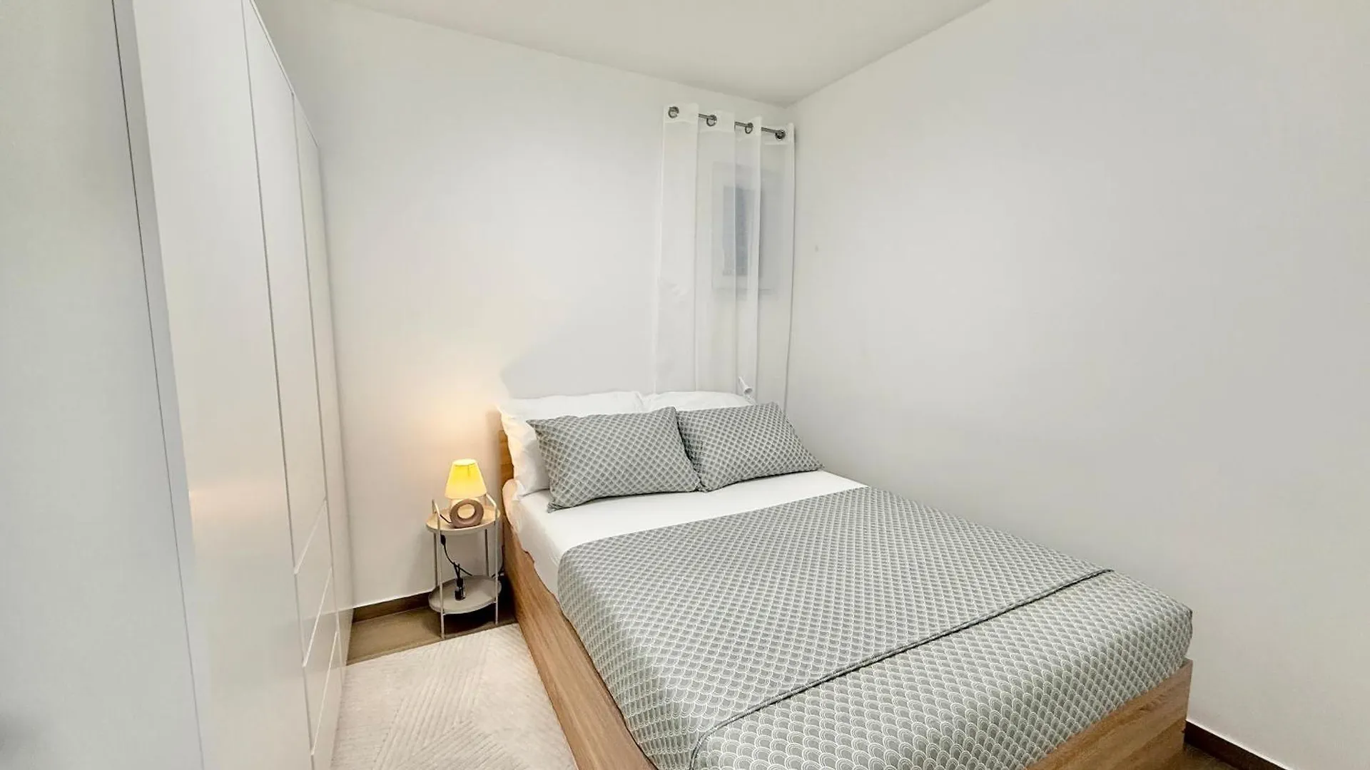 Apartments Anna Zadar 0*,